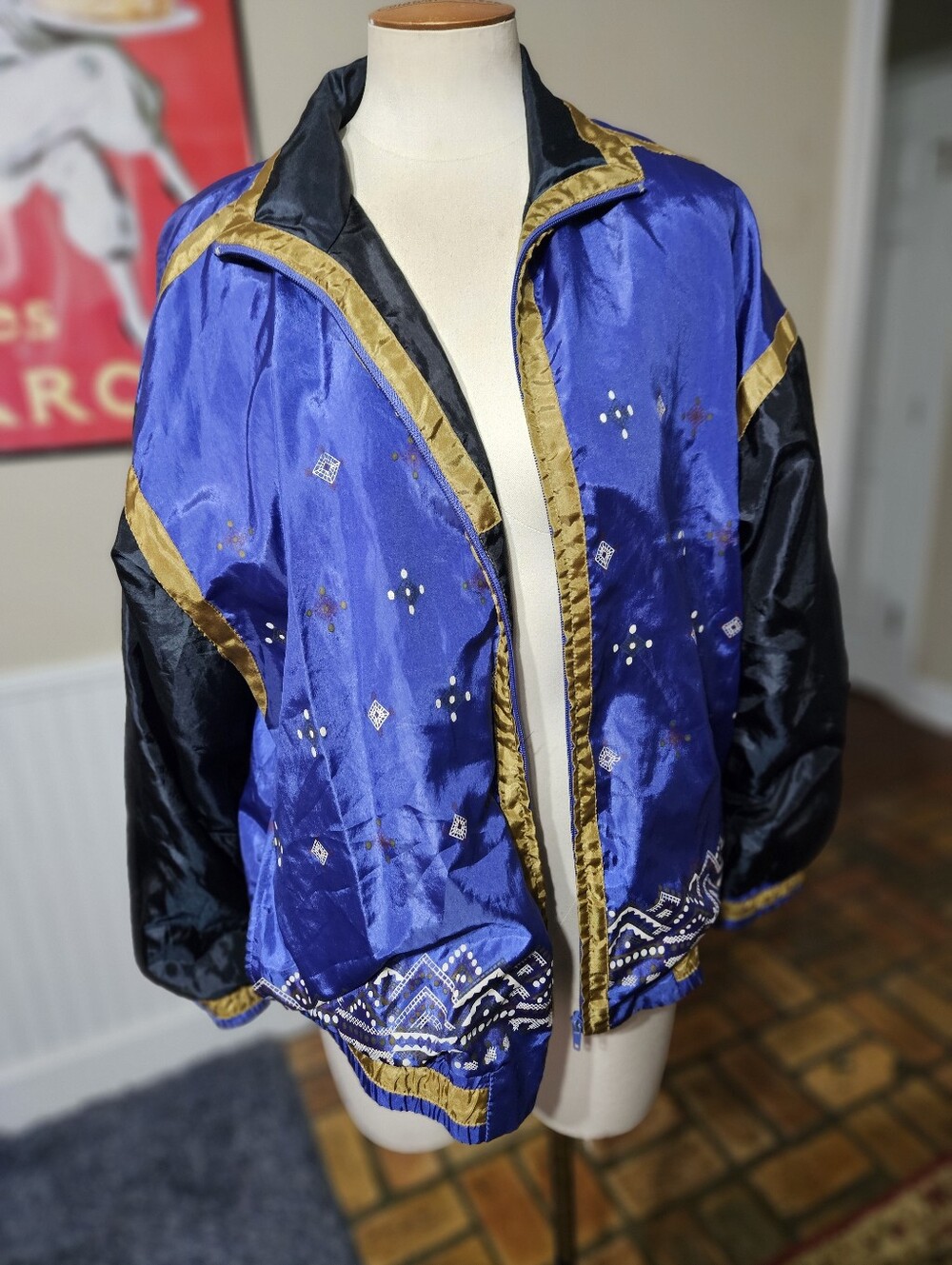 VTG 80s Center Aisle Retro Windbreaker Medium Large
